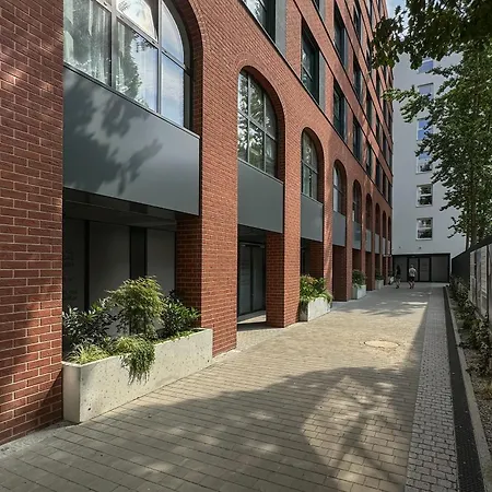 Klimatyzowane W Samym Centrum Poznania - Plac Wolnosci By Renters